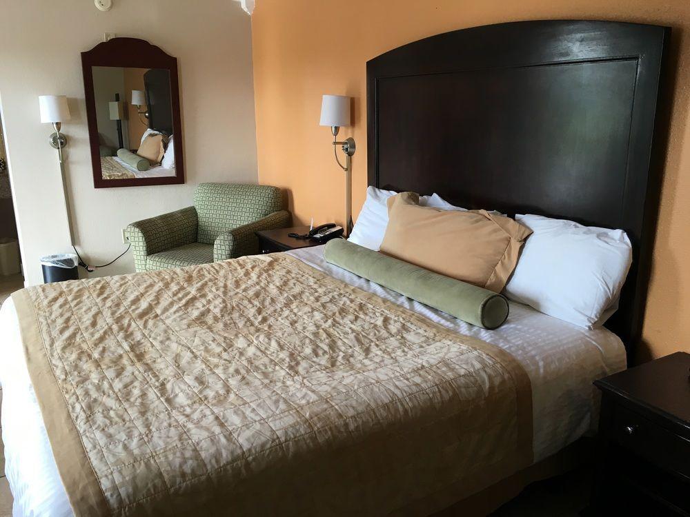 Americas Best Value Inn North Port Eksteriør billede